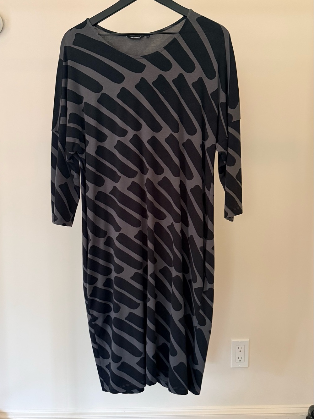 Marimekko ‘Presto’ Black & Gray Jersey Midi Dress with Abstract Print